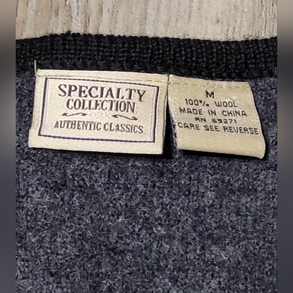 Specialty Collection 100% Wool Vest - Picture 5 of 7